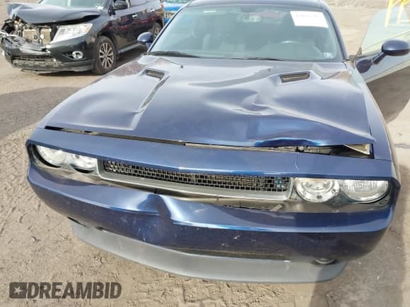 ✅ 2013 Dodge Challenger SXT • VIN: 2C3CDYAG8DH591020 • Lot: 43811585. Listed on IAAI with 120,596 mi. Free auction sales archive from the USA and detailed vehicle history report at DreamBid. Image 6.