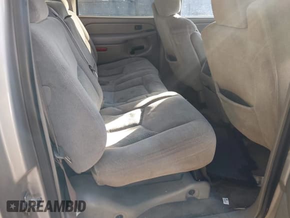 ✅ 2005 Chevrolet Avalanche Z66 • VIN: 3GNEC12Z85G219443 • Lot: 43497860. Listed on IAAI with 283,207 mi. Free auction sales archive from the USA and detailed vehicle history report at DreamBid. Image 8.