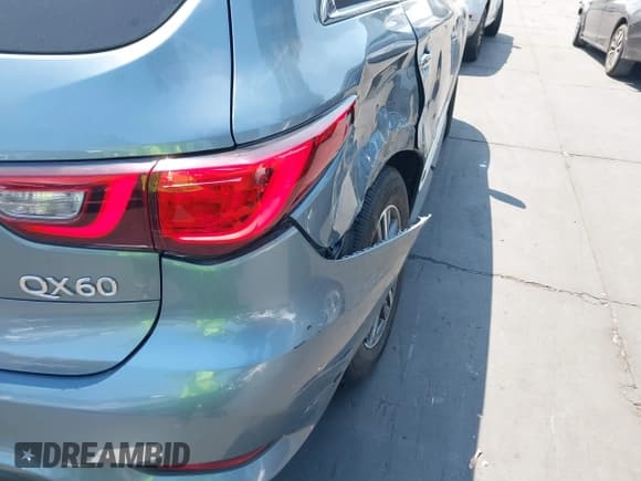 ✅ 2019 Infiniti QX60 Luxe • VIN: 5N1DL0MM4KC553236 • Лот: 42889060. Опубликован ранее на IAAI с пробегом 53 364 миль. Бесплатный доступ к архиву аукционных продаж из США и подробный отчёт об истории автомобиля на DreamBid. Изображение 12.