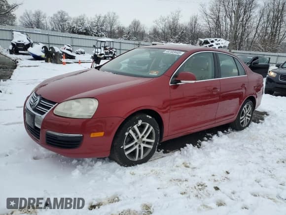 ✅ 2006 Volkswagen Jetta 2.5L • VIN: 3VWRG71K46M649069 • Лот: 44103445. Опубликован ранее на Copart с пробегом 192 214 миль. Бесплатный доступ к архиву аукционных продаж из США и подробный отчёт об истории автомобиля на DreamBid. Изображение 1.