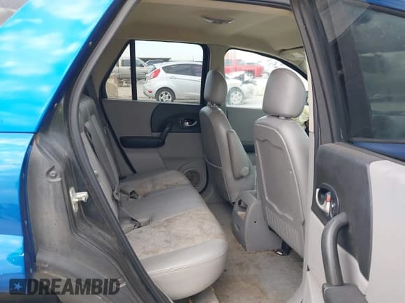 ✅ 2004 Saturn VUE V6 • VIN: 5GZCZ53414S883405 • Lot: 41336370. Wystawiony na IAAI z przebiegiem 173 589 mil. Bezpłatny archiwum sprzedaży aukcyjnych z USA i szczegółowy raport historii pojazdu na DreamBid. Zdjęcie 8.