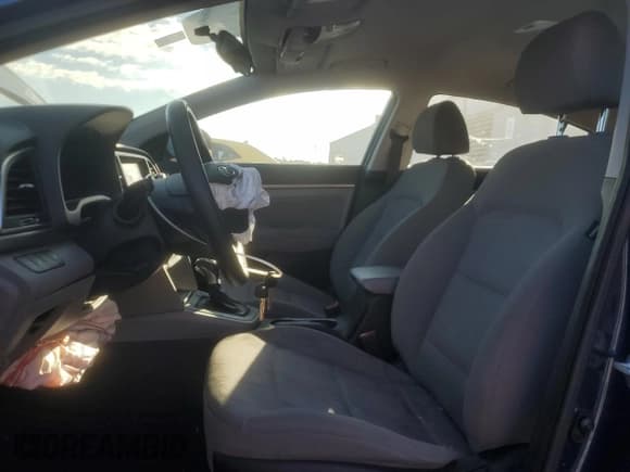 ✅ 2018 Hyundai Elantra SEL • VIN: 5NPD84LF9JH324540 • Лот: 82717145. Опубликован ранее на Copart с пробегом 68 964 миль. Бесплатный доступ к архиву аукционных продаж из США и подробный отчёт об истории автомобиля на DreamBid. Изображение 7.