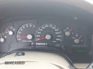 ✅ 2005 Ford Explorer Limited • VIN: 1FMDU75W75UB86983 • Lot: 42418812. Wystawiony na IAAI z przebiegiem 180 032 mil. Bezpłatny archiwum sprzedaży aukcyjnych z USA i szczegółowy raport historii pojazdu na DreamBid. Zdjęcie 7.