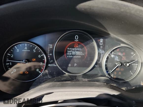 ✅ 2022 Mazda 3 Select • VIN: 3MZBPABL3NM301249 • Lot: 86896785. Listed on Copart with 46,519 mi. Free auction sales archive from the USA and detailed vehicle history report at DreamBid. Image 9.