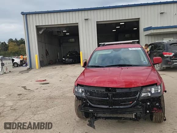 ✅ 2017 Dodge Journey Crossroad Plus • VIN: 3C4PDDGG5HT553383 • Лот: 86778505. Опубликован ранее на Copart с пробегом 156 796 миль. Бесплатный доступ к архиву аукционных продаж из США и подробный отчёт об истории автомобиля на DreamBid. Изображение 15.