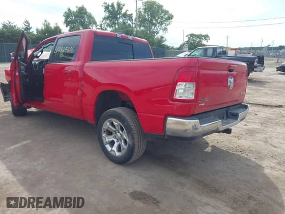 2022 Ram 1500 Big Horn with VIN 1C6RRFFG0NN324961, listed as a IAAI auction lot 43189686 with 37,154 mi miles and . Bid and sale history available at DreamBid. Image 3.