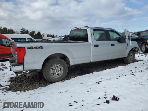 ✅ 2022 Ford F-250 XL • VIN: 1FT7W2BN0NED67945 • Лот: 49717195. Опубликован ранее на Copart с пробегом Не указан. Бесплатный доступ к архиву аукционных продаж из США и подробный отчёт об истории автомобиля на DreamBid. Изображение 3.