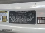 ✅ 2025 Kia Carnival SX Prestige • VIN: KNDNE5KA5S6030279 • Lot: 71822075. Wystawiony na Copart z przebiegiem 25 900 mil. Bezpłatny archiwum sprzedaży aukcyjnych z USA i szczegółowy raport historii pojazdu na DreamBid. Zdjęcie 13.