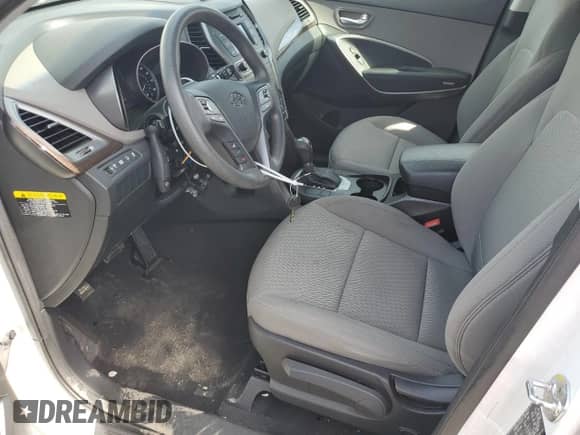 ✅ 2018 Hyundai Santa Fe 2.4L • VIN: 5XYZT3LB0JG521082 • Lot: 42819733. Wystawiony na Copart z przebiegiem 78 061 mil mil. Skorzystaj z bezpłatnego archiwum sprzedaży aukcyjnych z USA i zobacz szczegółowy raport historii pojazdu na DreamBid. Zdjęcie 7.