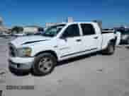 2006 Dodge 1500 SLT z VIN 3D7KR19D76G202595, wystawiony jako Copart lot #84990065 z przebiegiem 119 840 mil mil oraz Szkoda całkowita • Salvage title. Historia ofert i sprzedaży dostępna na DreamBid. Obrazek 1.