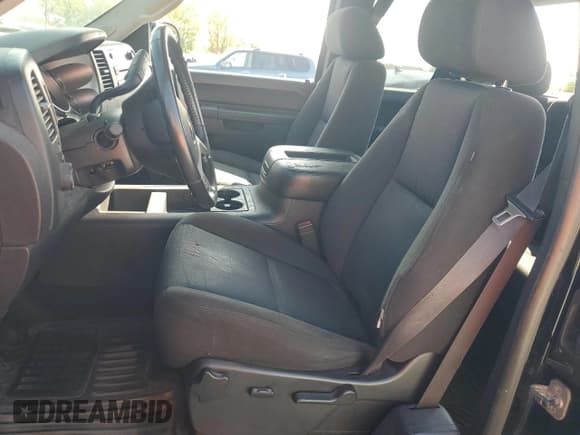 ✅ 2011 Chevrolet Silverado 1500 LT • VIN: 1GCRKSE39BZ191562 • Lot: 74181834. Listed on Copart with 278,032 mi. Free auction sales archive from the USA and detailed vehicle history report at DreamBid. Image 7.