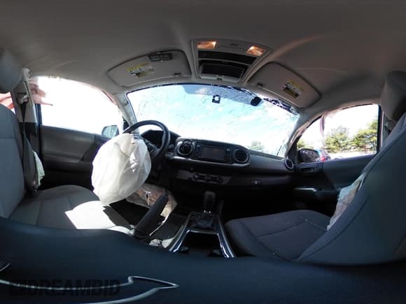 ✅ 2017 Toyota Tacoma SR • VIN: 5TFAX5GN8HX074140 • Lot: 42157753. Wystawiony na IAAI z przebiegiem 90 631 mil. Bezpłatny archiwum sprzedaży aukcyjnych z USA i szczegółowy raport historii pojazdu na DreamBid. Zdjęcie 19.