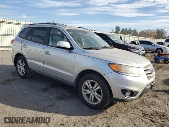 ✅ 2012 Hyundai Santa Fe Limited • VIN: 5XYZKDAG1CG159919 • Lot: 78153204. Listed on Copart with 236,583 mi. Free auction sales archive from the USA and detailed vehicle history report at DreamBid. Image 4.