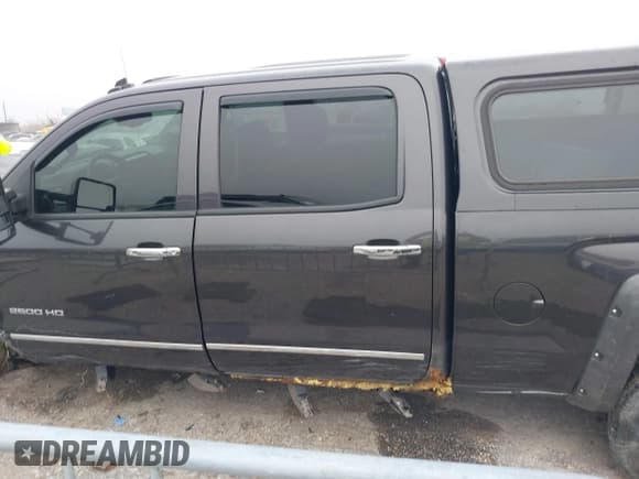✅ 2015 Chevrolet Silverado 2500HD LTZ • VIN: 1GC1KWE8XFF104422 • Лот: 41194784. Опубликован ранее на IAAI с пробегом 151 772 миль. Бесплатный доступ к архиву аукционных продаж из США и подробный отчёт об истории автомобиля на DreamBid. Изображение 14.