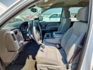 ✅ 2017 Chevrolet Silverado 1500 Custom • VIN: 1GCRCPEH4HZ131316 • Lot: 67631995. Wystawiony na Copart z przebiegiem 135 473 mil. Bezpłatny archiwum sprzedaży aukcyjnych z USA i szczegółowy raport historii pojazdu na DreamBid. Zdjęcie 7.