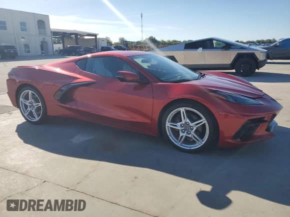 2022 Chevrolet Corvette 1LT с VIN 1G1YA2D40N5121235, выставлен на аукционе Copart как лот 81199584 с пробегом 7 372 миль миль и На запчасти • Non repairable. История ставок и продаж доступна на DreamBid. Изображение 4.