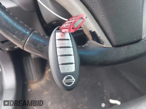 ✅ 2015 Nissan Altima S • VIN: 1N4AL3AP8FC139993 • Lot: 43418319. Wystawiony na IAAI z przebiegiem 207 057 mil. Bezpłatny archiwum sprzedaży aukcyjnych z USA i szczegółowy raport historii pojazdu na DreamBid. Zdjęcie 11.