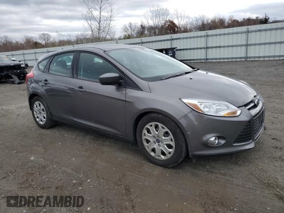 ✅ 2012 Ford Focus SE • VIN: 1FAHP3K25CL259722 • Lot: 92154865. Wystawiony na Copart z przebiegiem 26 506 mil. Bezpłatny archiwum sprzedaży aukcyjnych z USA i szczegółowy raport historii pojazdu na DreamBid. Zdjęcie 4.