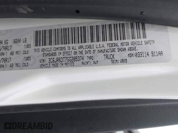 2016 Ram 1500 Tradesman z VIN 3C6JR6DT7GG285374, wystawiony jako IAAI lot #42600320 z przebiegiem 112 185 mil mil oraz . Historia ofert i sprzedaży dostępna na DreamBid. Obrazek 9.