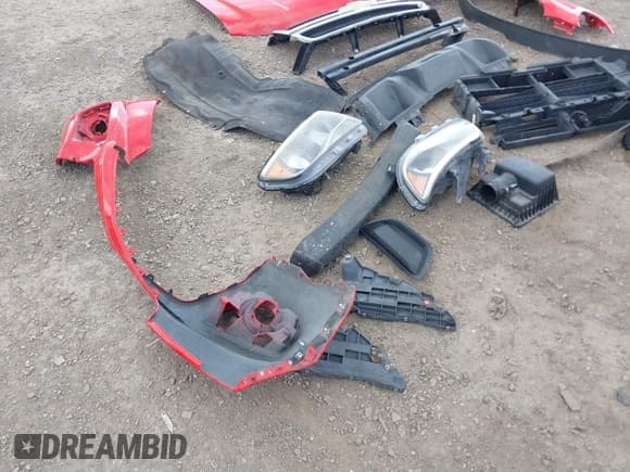 ✅ 2018 Chevrolet Colorado 2WD Work Truck • VIN: 1GCGSBEA1J1256990 • Lot: 41654571. Listed on IAAI with 92,507 mi. Free auction sales archive from the USA and detailed vehicle history report at DreamBid. Image 19.