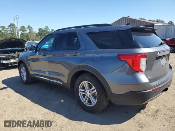 ✅ 2022 Ford Explorer XLT • VIN: 1FMSK7DHXNGB20782 • Лот: 85884155. Опубликован ранее на Copart с пробегом 98 217 миль. Бесплатный доступ к архиву аукционных продаж из США и подробный отчёт об истории автомобиля на DreamBid. Изображение 2.