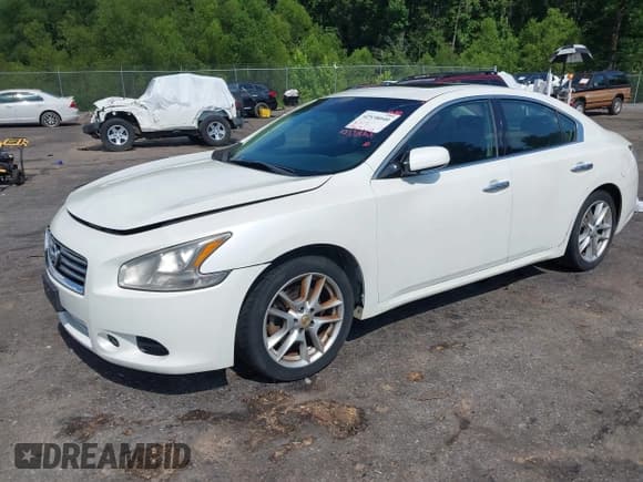 ✅ 2014 Nissan Maxima SV • VIN: 1N4AA5AP2EC443353 • Лот: 42538040. Опубликован ранее на IAAI с пробегом 174 615 миль. Бесплатный доступ к архиву аукционных продаж из США и подробный отчёт об истории автомобиля на DreamBid. Изображение 18.