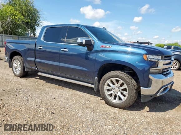 ✅ 2021 Chevrolet Silverado 1500 LTZ • VIN: 3GCUYGET3MG326379 • Lot: 70348725. Wystawiony na Copart z przebiegiem 102 813 mil. Bezpłatny archiwum sprzedaży aukcyjnych z USA i szczegółowy raport historii pojazdu na DreamBid. Zdjęcie 4.