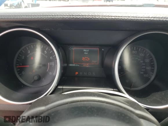 ✅ 2021 Ford Mustang EcoBoost • VIN: 1FATP8UH0M5116613 • Lot: 58559435. Wystawiony na Copart z przebiegiem 68 995 mil. Bezpłatny archiwum sprzedaży aukcyjnych z USA i szczegółowy raport historii pojazdu na DreamBid. Zdjęcie 9.