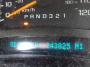 ✅ 2006 Chevrolet Silverado 1500 LT1 • VIN: 2GCEC13Z161314976 • Лот: 43653707. Опубликован ранее на IAAI с пробегом 243 825 миль. Бесплатный доступ к архиву аукционных продаж из США и подробный отчёт об истории автомобиля на DreamBid. Изображение 15.