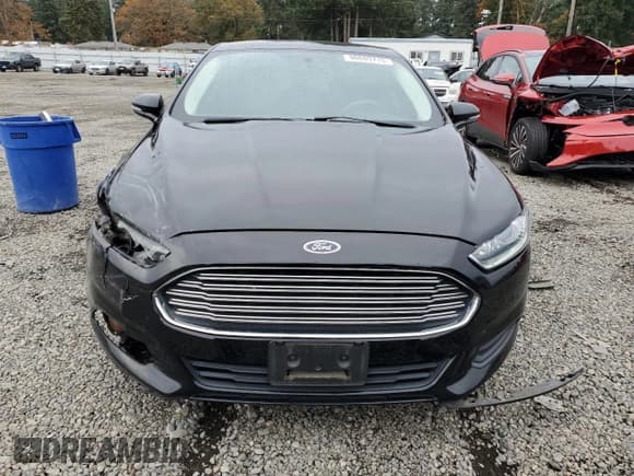 ✅ 2016 Ford Fusion SE Hybrid • VIN: 3FA6P0LU9GR115992 • Lot: 90889715. Wystawiony na Copart z przebiegiem 95 132 mil. Bezpłatny archiwum sprzedaży aukcyjnych z USA i szczegółowy raport historii pojazdu na DreamBid. Zdjęcie 5.