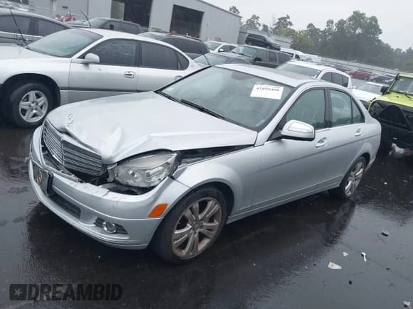 ✅ 2009 Mercedes-Benz C 300 Sport • VIN: WDDGF54X99R054946 • Lot: 42899460. Listed on IAAI with 83,222 mi. Free auction sales archive from the USA and detailed vehicle history report at DreamBid. Image 2.