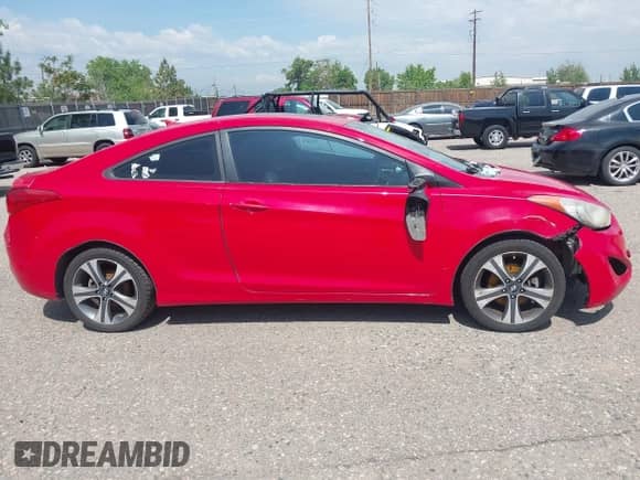 2013 Hyundai Elantra GS z VIN KMHDH6AE2DU018923, wystawiony jako IAAI lot #42349837 z przebiegiem 199 826 mil mil oraz . Historia ofert i sprzedaży dostępna na DreamBid. Obrazek 13.