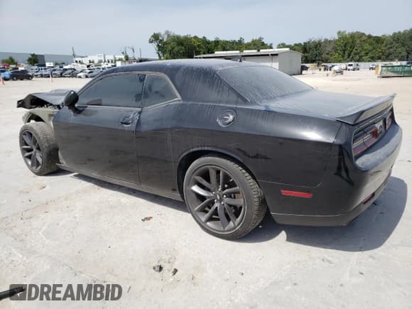 ✅ 2019 Dodge Challenger R/T Scat Pack • VIN: 2C3CDZFJ4KH524681 • Lot: 47991854. Wystawiony na Copart z przebiegiem 74 585 mil. Bezpłatny archiwum sprzedaży aukcyjnych z USA i szczegółowy raport historii pojazdu na DreamBid. Zdjęcie 2.
