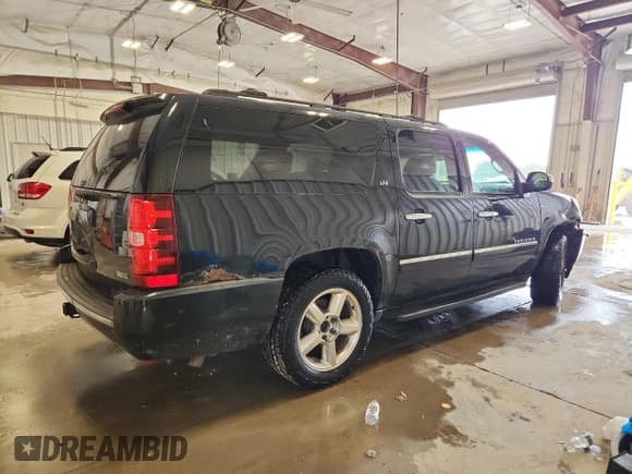 ✅ 2011 Chevrolet Suburban LTZ • VIN: 1GNSKKE39BR181106 • Lot: 81272845. Listed on Copart with 158,938 mi. Free auction sales archive from the USA and detailed vehicle history report at DreamBid. Image 3.