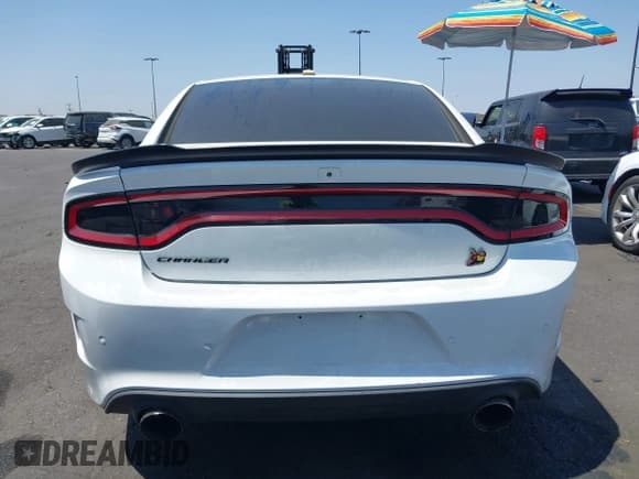 ✅ 2018 Dodge Charger R/T Scat Pack • VIN: 2C3CDXGJ5JH313183 • Лот: 42986525. Опубликован ранее на IAAI с пробегом 69 323 миль. Бесплатный доступ к архиву аукционных продаж из США и подробный отчёт об истории автомобиля на DreamBid. Изображение 16.