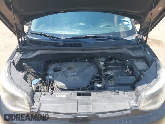 ✅ 2014 Kia Soul • VIN: KNDJN2A2XE7011961 • Lot: 42923483. Listed on IAAI with 209,014 mi. Free auction sales archive from the USA and detailed vehicle history report at DreamBid. Image 10.