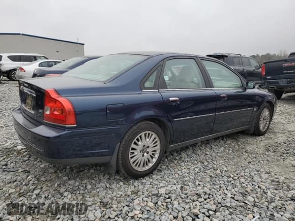 ✅ 2004 Volvo S80 • VIN: YV1TS92D641361979 • Lot: 47833235. Wystawiony na Copart z przebiegiem 108 502 mil. Bezpłatny archiwum sprzedaży aukcyjnych z USA i szczegółowy raport historii pojazdu na DreamBid. Zdjęcie 3.
