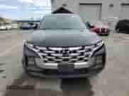 ✅ 2022 Hyundai Santa Cruz SEL • VIN: 5NTJB4AE9NH031369 • Lot: 70230105. Wystawiony na Copart z przebiegiem 43 397 mil. Bezpłatny archiwum sprzedaży aukcyjnych z USA i szczegółowy raport historii pojazdu na DreamBid. Zdjęcie 5.