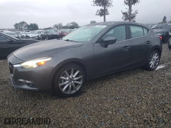 ✅ 2017 Mazda 3 Grand Touring • VIN: JM1BN1M32H1135524 • Lot: 91358845. Listed on Copart with 51,031 mi. Free auction sales archive from the USA and detailed vehicle history report at DreamBid. Image 1.