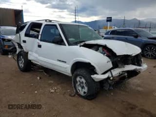 ✅ 2002 Chevrolet Blazer LS • VIN: 1GNDT13W92K133658 • Lot: 64506665. Wystawiony na Copart z przebiegiem Nie podano. Bezpłatny archiwum sprzedaży aukcyjnych z USA i szczegółowy raport historii pojazdu na DreamBid. Zdjęcie 4.
