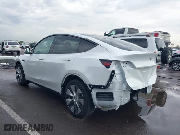 ✅ 2023 Tesla Model Y Long Range • VIN: 7SAYGDEE9PA145270 • Lot: 43420807. Wystawiony na IAAI z przebiegiem 37 798 mil. Bezpłatny archiwum sprzedaży aukcyjnych z USA i szczegółowy raport historii pojazdu na DreamBid. Zdjęcie 3.