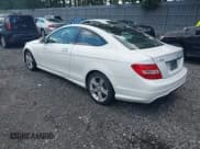 ✅ 2013 Mercedes-Benz C 250 • VIN: WDDGJ4HB0DG045452 • Лот: 42794826. Опубликован ранее на IAAI с пробегом 55 014 миль. Бесплатный доступ к архиву аукционных продаж из США и подробный отчёт об истории автомобиля на DreamBid. Изображение 3.