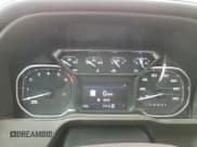 ✅ 2022 GMC Sierra 1500 SLT • VIN: 3GTU9DEL9NG207118 • Лот: 59768815. Опубликован ранее на Copart с пробегом 917 миль. Бесплатный доступ к архиву аукционных продаж из США и подробный отчёт об истории автомобиля на DreamBid. Изображение 9.