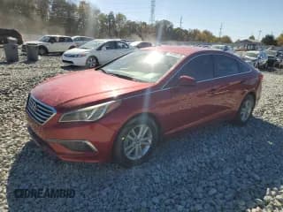 ✅ 2015 Hyundai Sonata SE • VIN: 5NPE24AF4FH240965 • Лот: 89498125. Опубликован ранее на Copart с пробегом 148 109 миль. Бесплатный доступ к архиву аукционных продаж из США и подробный отчёт об истории автомобиля на DreamBid. Изображение 1.