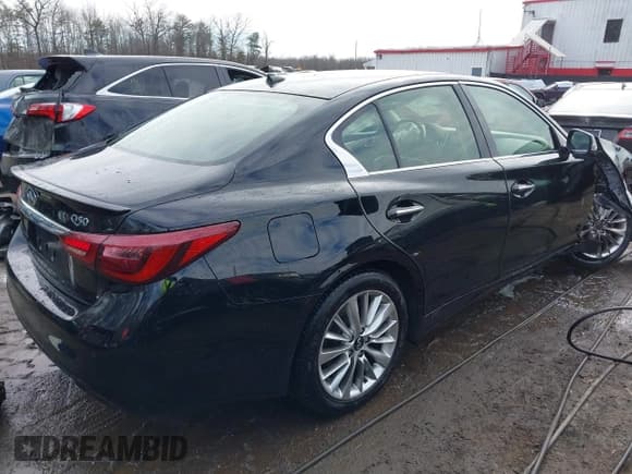 ✅ 2021 Infiniti Q50 Luxe • VIN: JN1EV7BP8MM707617 • Lot: 41498217. Listed on IAAI with 60,760 mi. Free auction sales archive from the USA and detailed vehicle history report at DreamBid. Image 4.