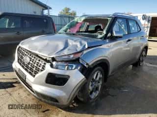 2023 Hyundai Venue SEL с VIN KMHRC8A35PU266862, выставлен на аукционе Copart как лот 77446174 с пробегом 22 389 миль миль и Списание • Salvage title. История ставок и продаж доступна на DreamBid. Изображение 1.