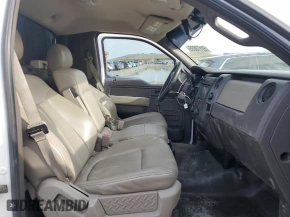 ✅ 2010 Ford F-150 XL • VIN: 1FTMF1C82AKE65683 • Lot: 52173035. Listed on Copart with Not provided. Free auction sales archive from the USA and detailed vehicle history report at DreamBid. Image 11.