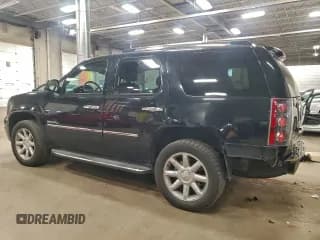 ✅ 2010 GMC Yukon Denali • VIN: 1GKUKEEF7AR189186 • Lot: 94143645. Wystawiony na Copart z przebiegiem 142 973 mil. Bezpłatny archiwum sprzedaży aukcyjnych z USA i szczegółowy raport historii pojazdu na DreamBid. Zdjęcie 2.