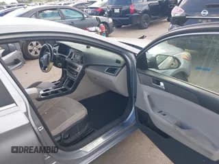 ✅ 2015 Hyundai Sonata SE • VIN: 5NPE24AF2FH047889 • Лот: 43331253. Опубликован ранее на IAAI с пробегом 129 086 миль. Бесплатный доступ к архиву аукционных продаж из США и подробный отчёт об истории автомобиля на DreamBid. Изображение 5.