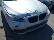 ✅ 2015 BMW X1 xDrive35i • VIN: WBAVM5C56FVV94911 • Lot: 42781558. Wystawiony na IAAI z przebiegiem 51 143 mil. Bezpłatny archiwum sprzedaży aukcyjnych z USA i szczegółowy raport historii pojazdu na DreamBid. Zdjęcie 6.